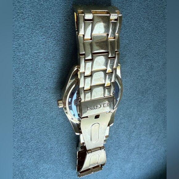 Elgin Gold Tone Watch with Crystal Accents & Black Dial – Needs Battery - Picture 9 of 17